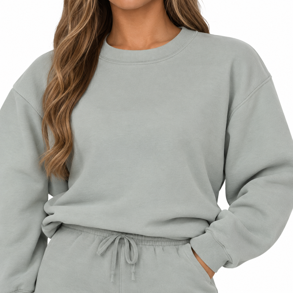 The Manon Sweatshirt & Jogger Set - 浅灰色 - upper detail